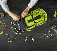 Lego представила конструктор с гиперкаром Lamborghini Sian 